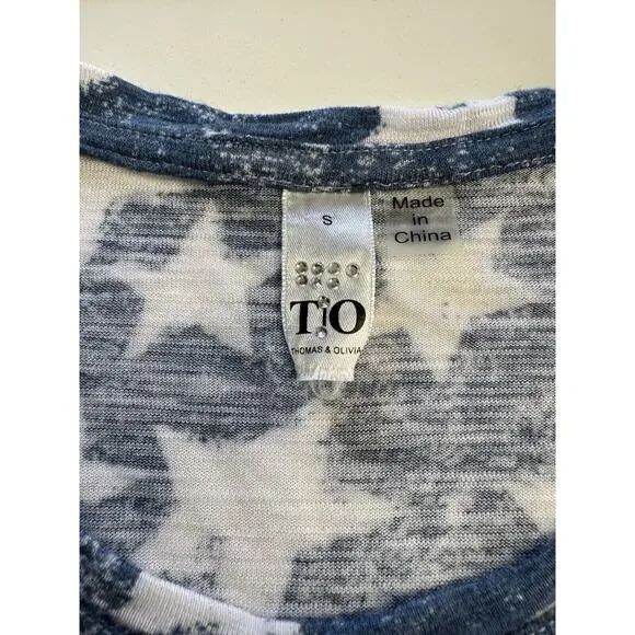 Thomas & Olivia Womans Blouse Top Blue Small Stars Button Up Star Short Sleeve - Picture 3 of 5